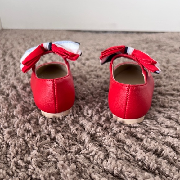Janie and Jack baby/toddler size 4 red flat dress shoe with bow - Picture 8 of 8